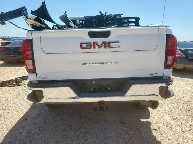 2024 GMC SIERRA K2500 SLE  