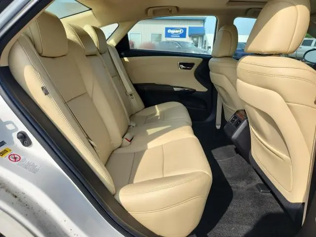 2015 TOYOTA AVALON XLE  