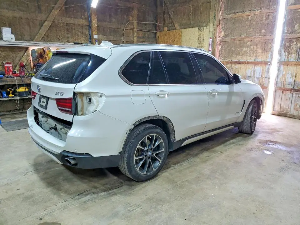 2017 BMW X5   