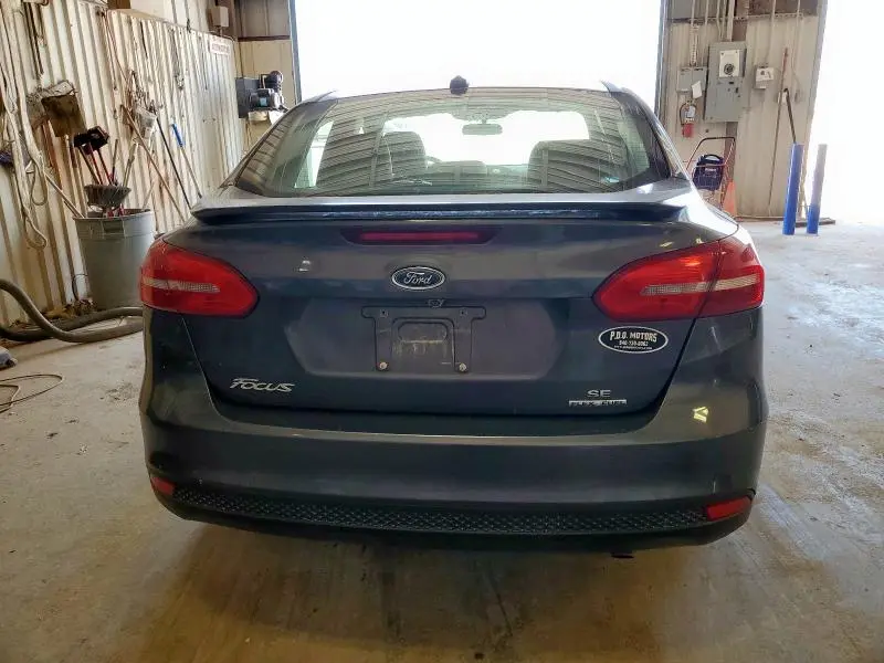 2015 FORD FOCUS SE  