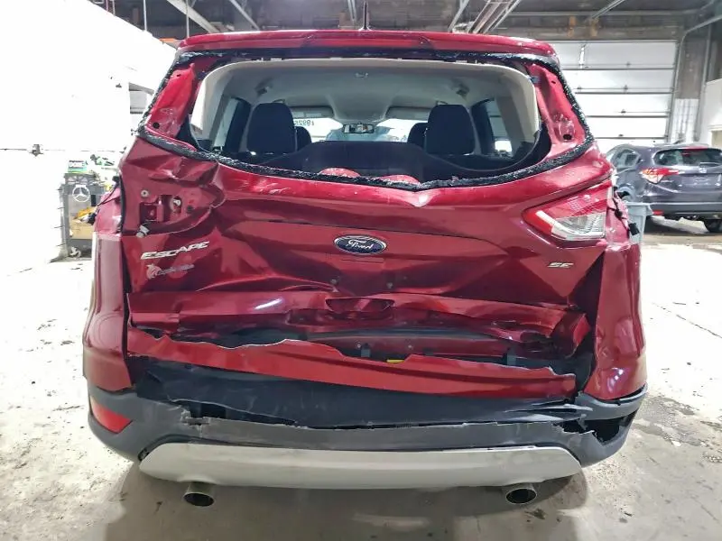 2016 FORD ESCAPE SE  