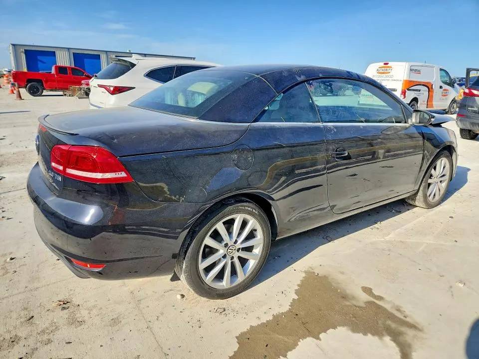 2015 VOLKSWAGEN EOS KOMFORT  