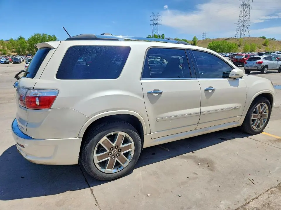 2012 GMC ACADIA DENALI  