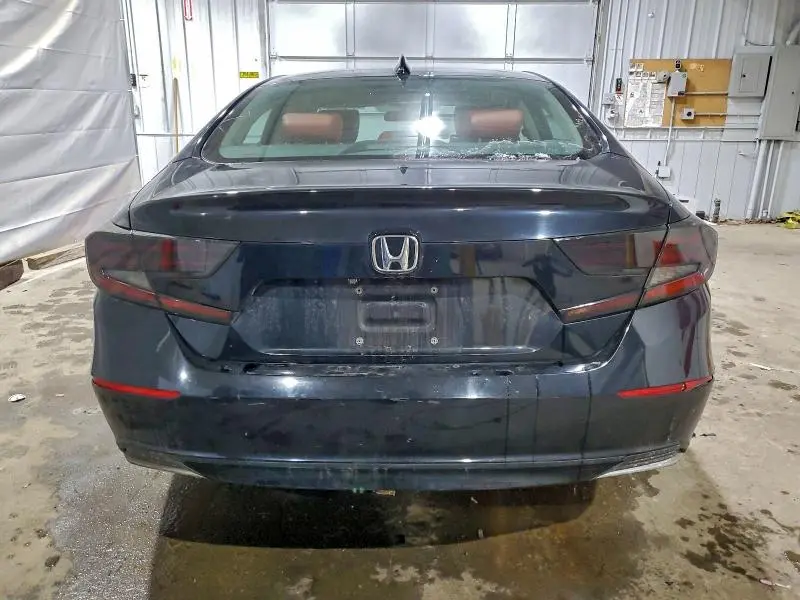 2018 HONDA ACCORD EX  