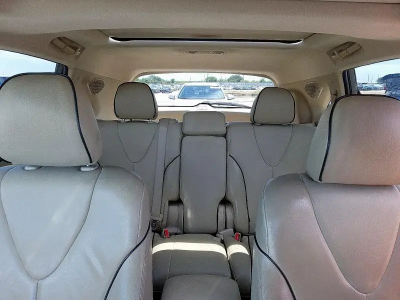 2010 TOYOTA VENZA AWD V6  