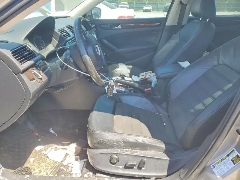 2014 VOLKSWAGEN PASSAT SEL  