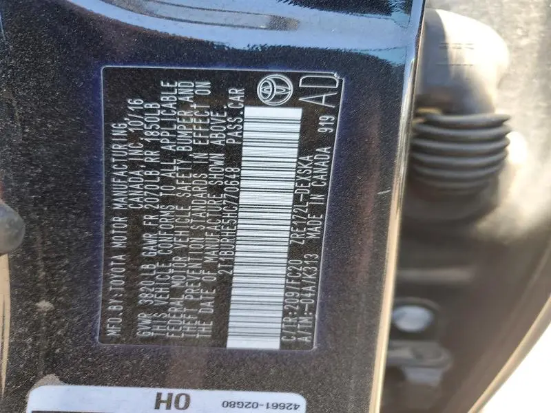 2017 TOYOTA COROLLA SE  