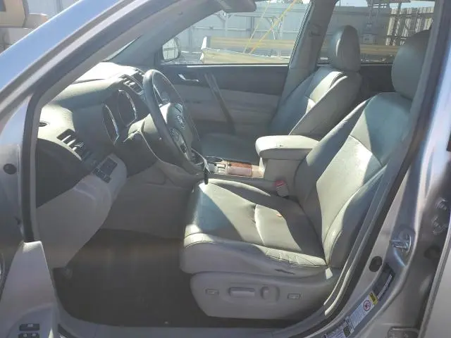 2012 TOYOTA HIGHLANDER LIMITED