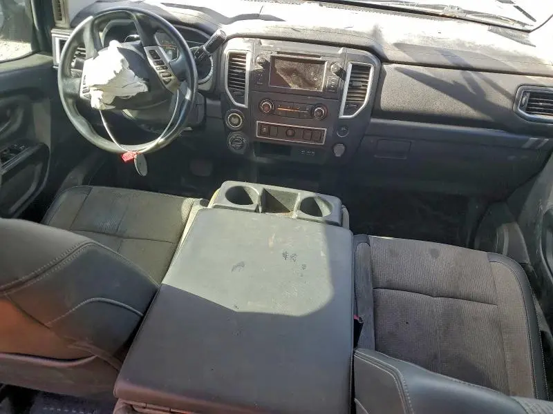2019 NISSAN TITAN S  
