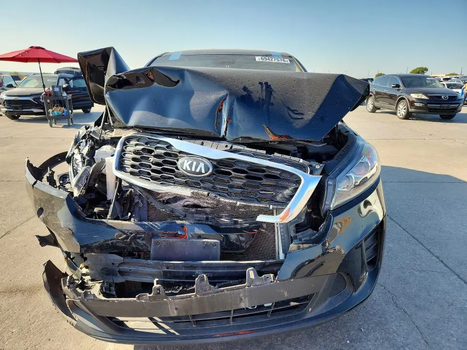 2020 KIA SORENTO LX  