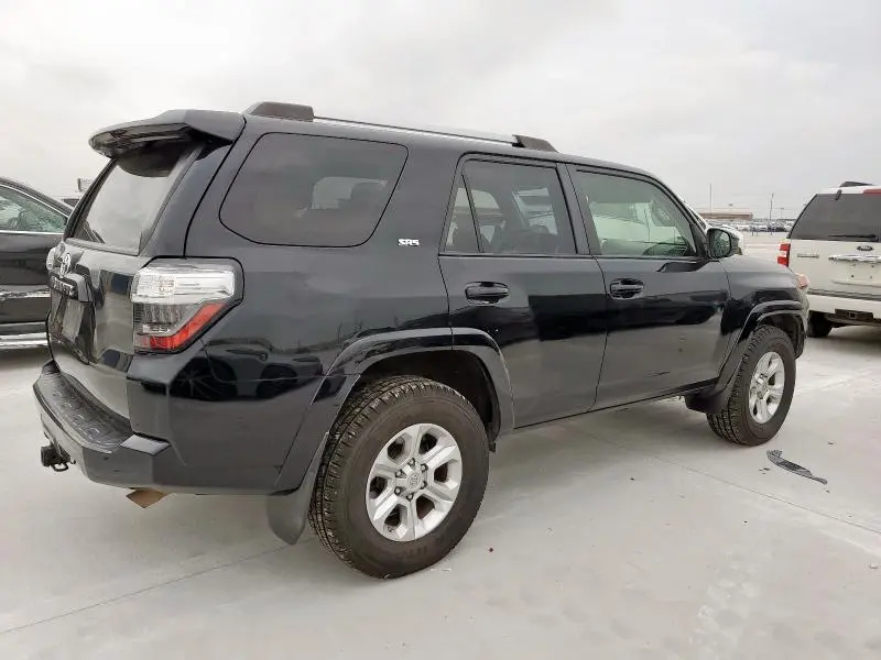 2021 TOYOTA 4RUNNER SR5  