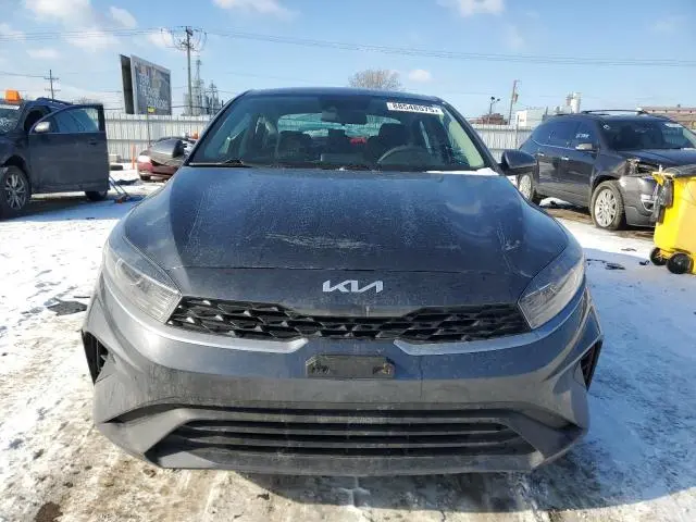 2023 KIA FORTE LX  