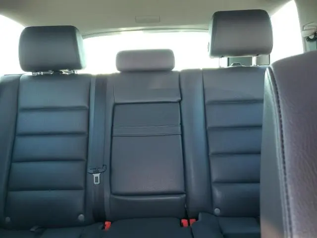 2010 VOLKSWAGEN TOUAREG TDI  