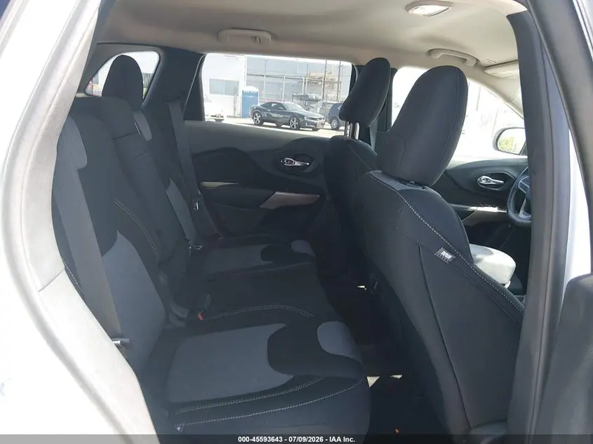 2018 JEEP CHEROKEE LATITUDE 4X4