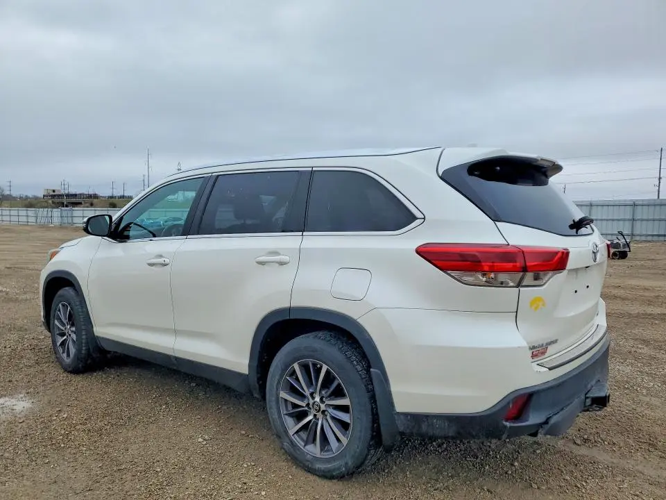 2019 TOYOTA HIGHLANDER   