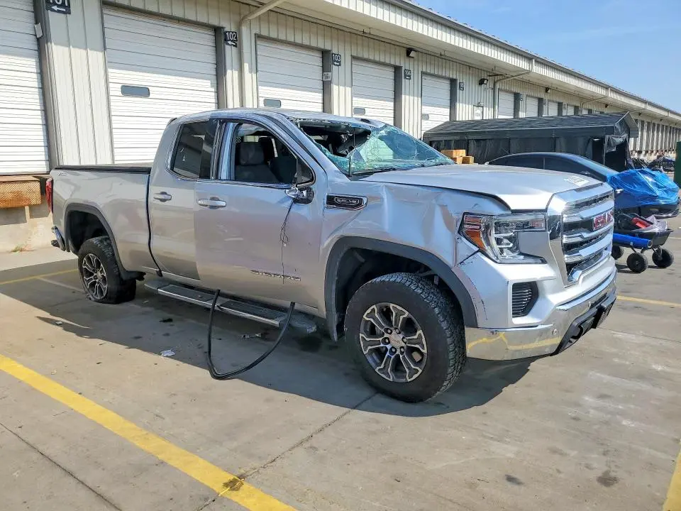2020 GMC SIERRA K1500 SLE  