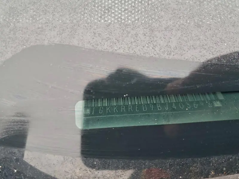 2011 GMC ACADIA SLT-1  