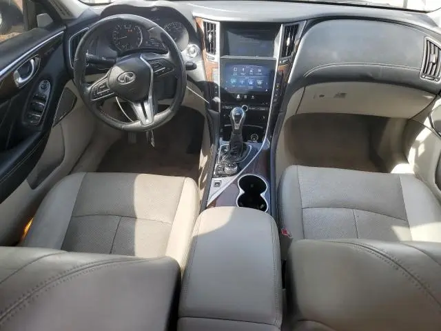 2018 INFINITI Q50 LUXE