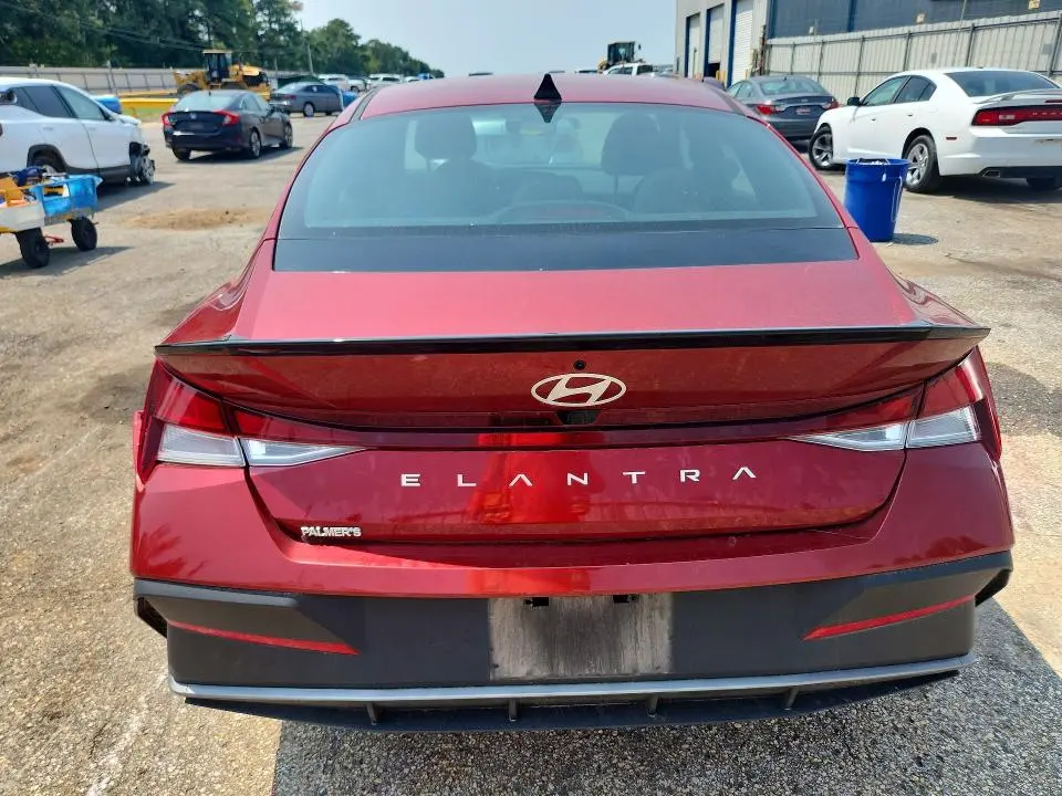 2025 HYUNDAI ELANTRA SEL SPORT  