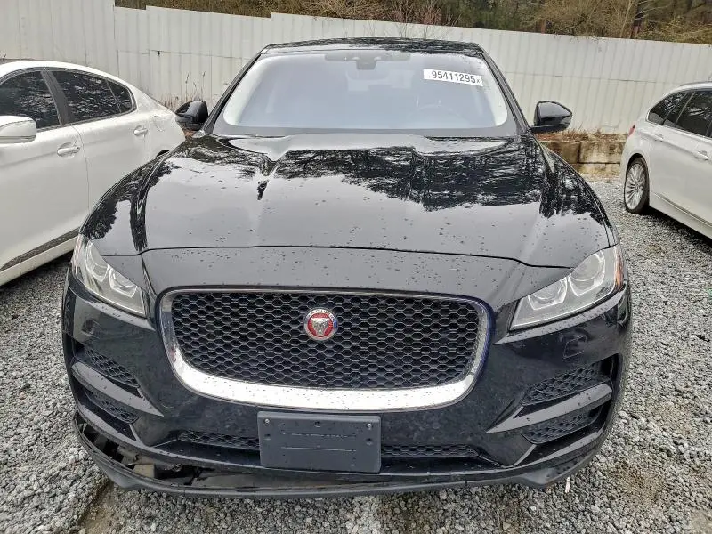 2020 JAGUAR F-PACE PRESTIGE  