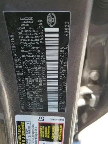 2020 TOYOTA CAMRY XLE  