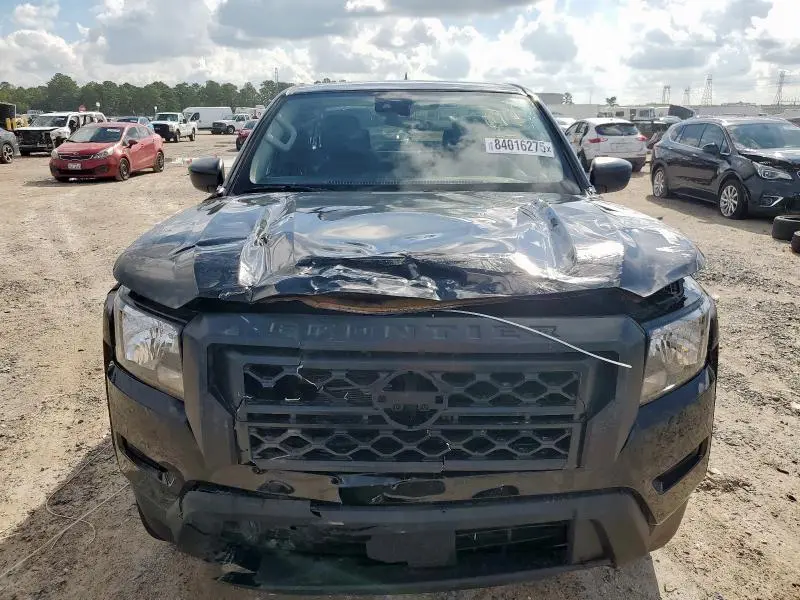 2024 NISSAN FRONTIER S