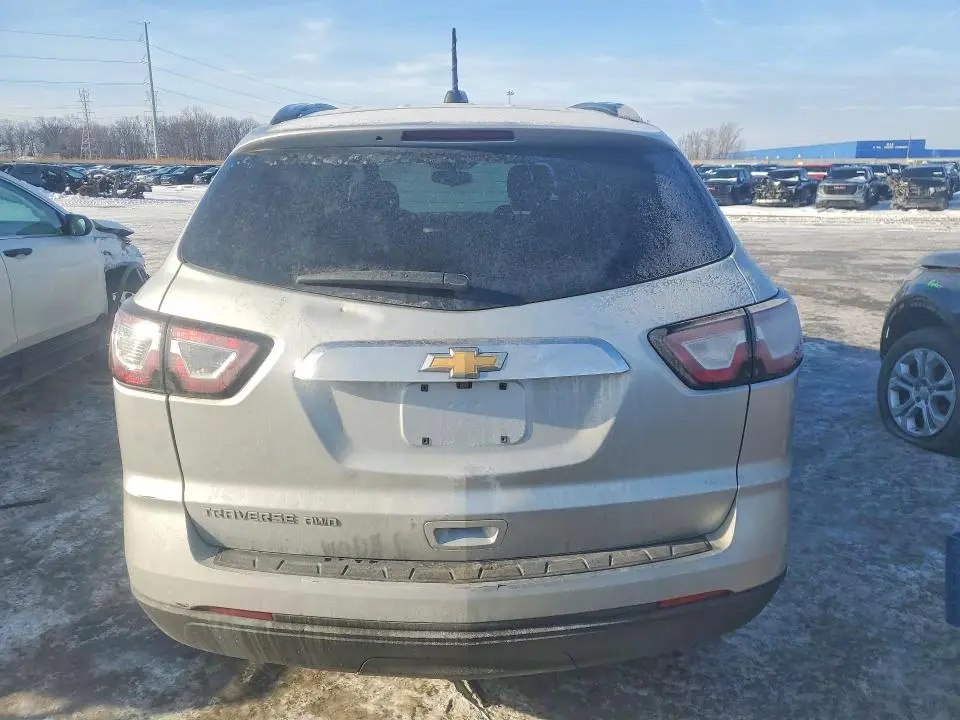 2017 CHEVROLET TRAVERSE LS  