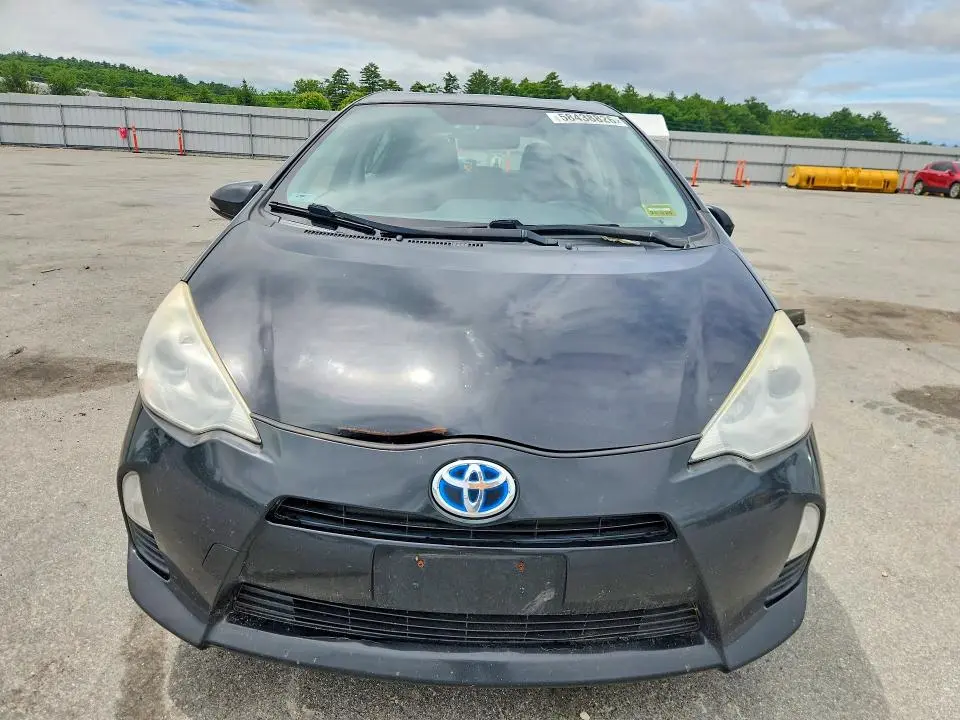 2013 TOYOTA PRIUS C TWO  