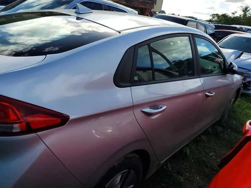2018 HYUNDAI IONIQ BLUE  