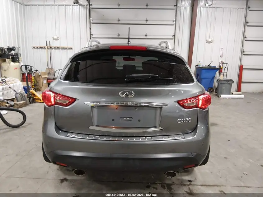 2014 INFINITI QX70  