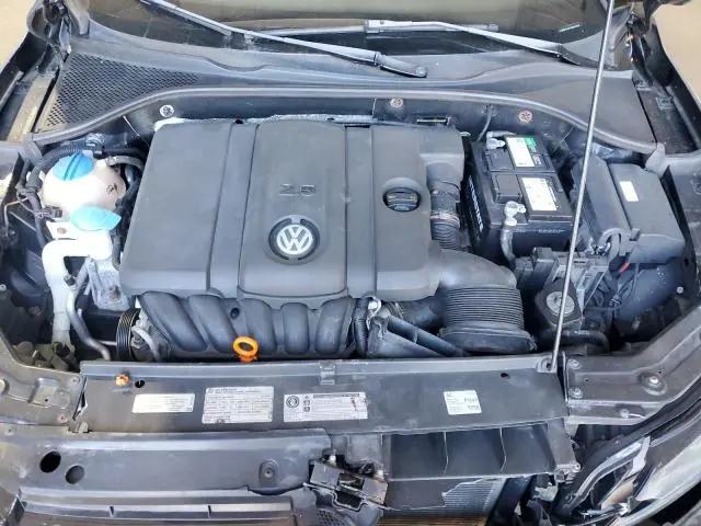 2012 VOLKSWAGEN PASSAT SE