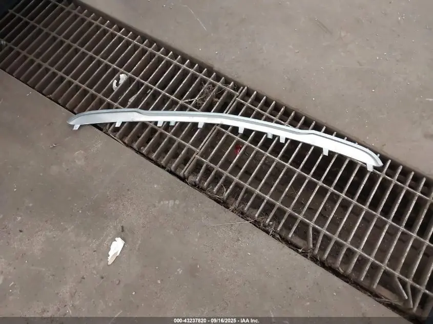 2011 CHRYSLER TOWN & COUNTRY TOURING