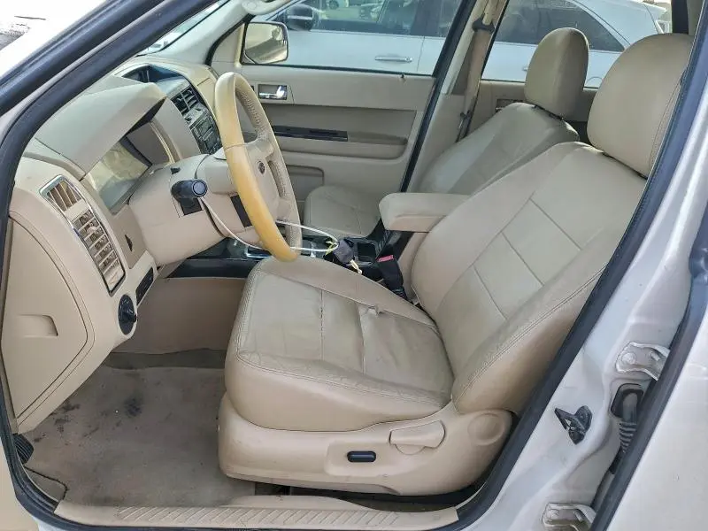 2010 FORD ESCAPE LIMITED  