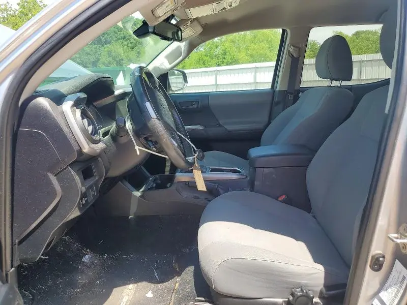 2019 TOYOTA TACOMA SR5 V6  