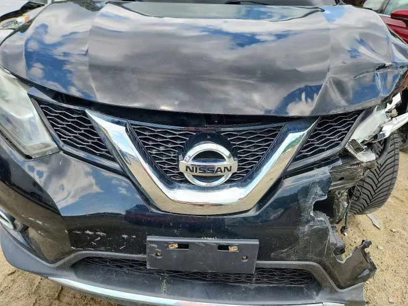 2015 NISSAN ROGUE SL  