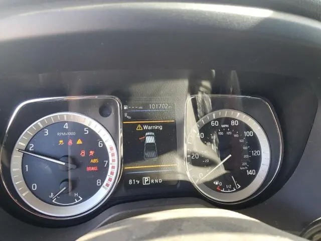 2019 NISSAN TITAN SV  