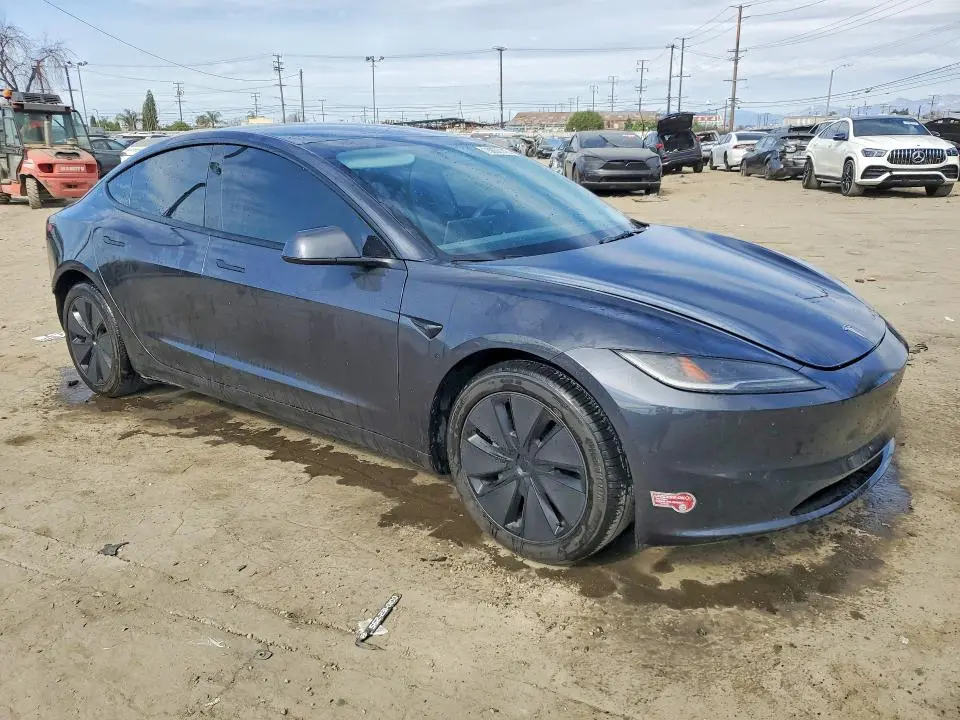 2024 TESLA MODEL 3   