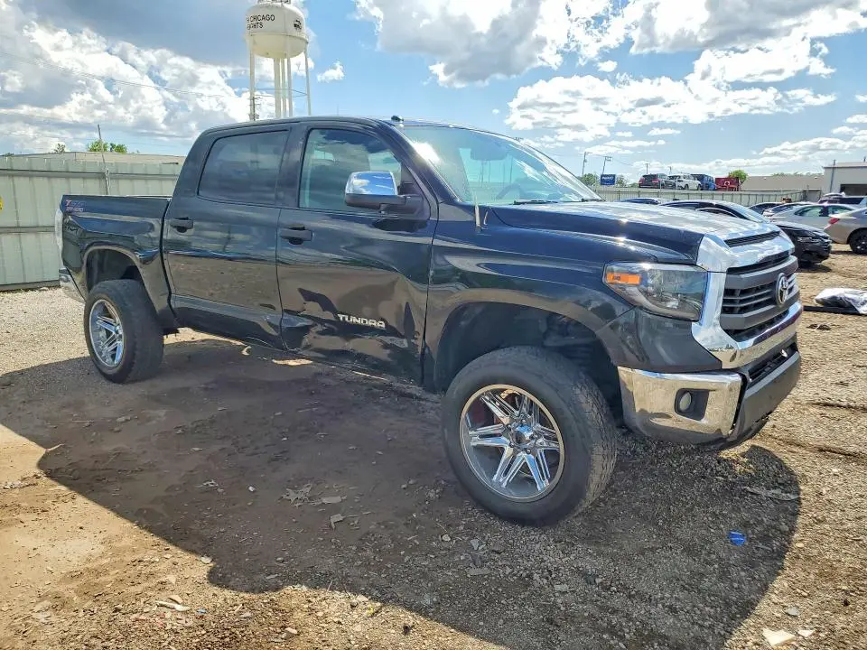 2014 TOYOTA TUNDRA CREWMAX SR5  