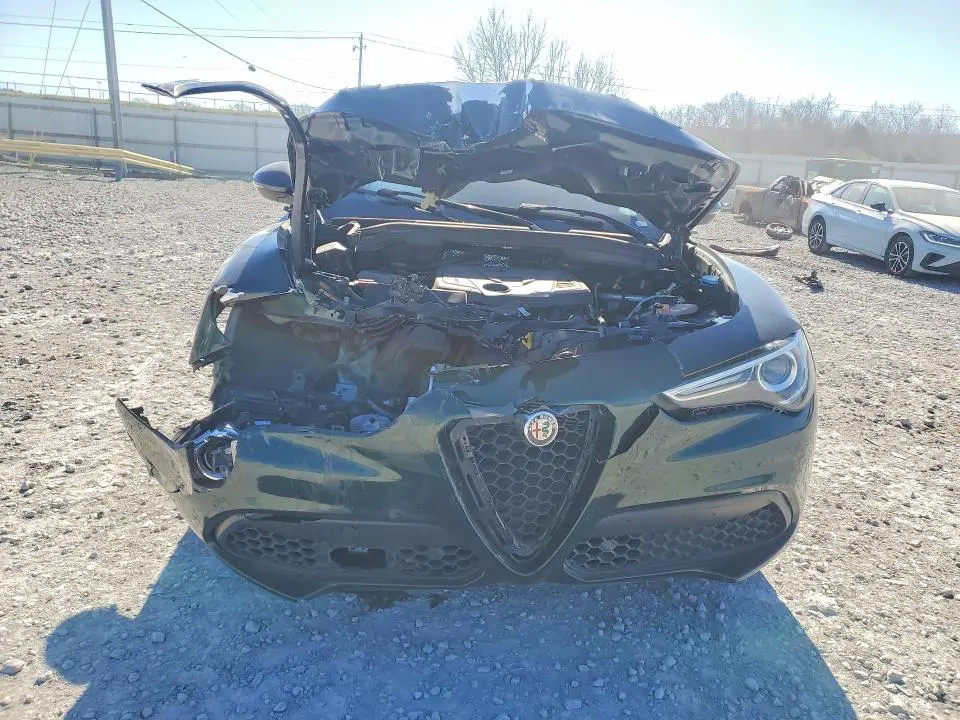 2021 ALFA ROMEO STELVIO TI  