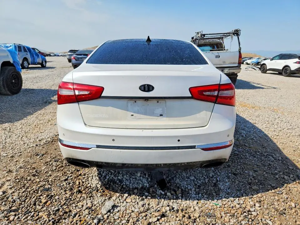 2014 KIA CADENZA LIMITED  