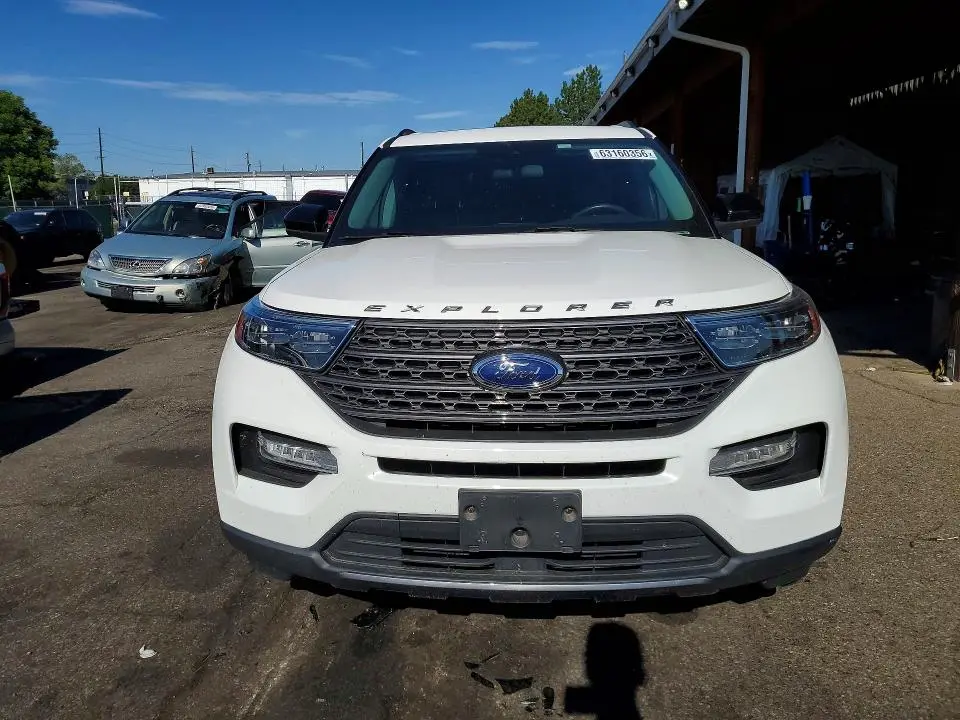 2022 FORD EXPLORER XLT  