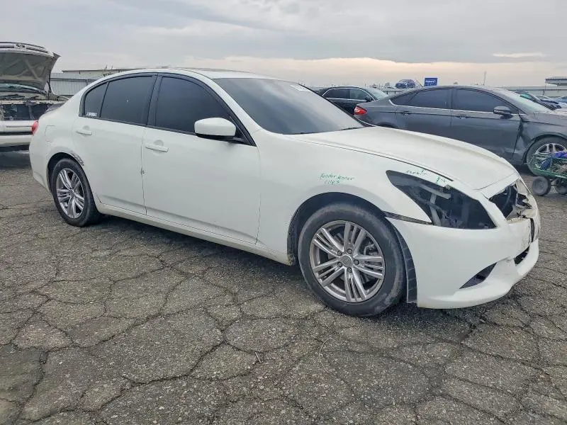 2013 INFINITI G37 JOURNE   