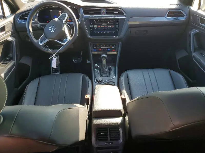 2023 VOLKSWAGEN TIGUAN SE R-LINE BLACK  