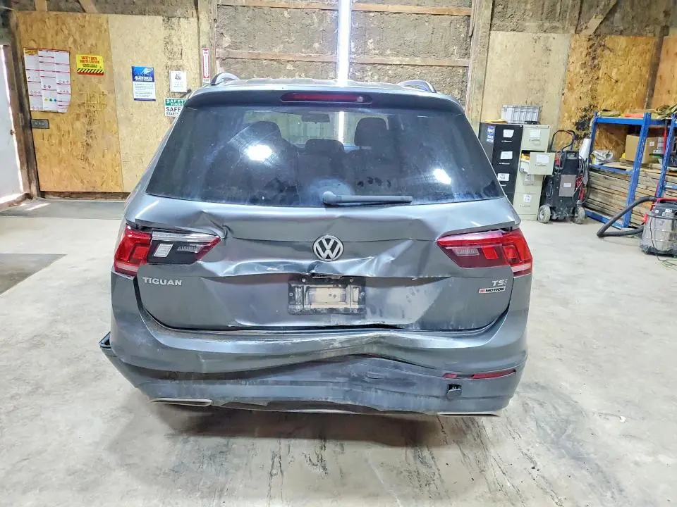 2018 VOLKSWAGEN TIGUAN S  