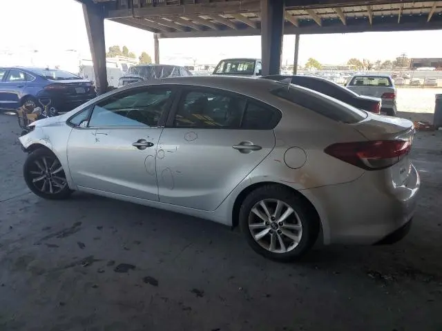 2017 KIA FORTE LX  