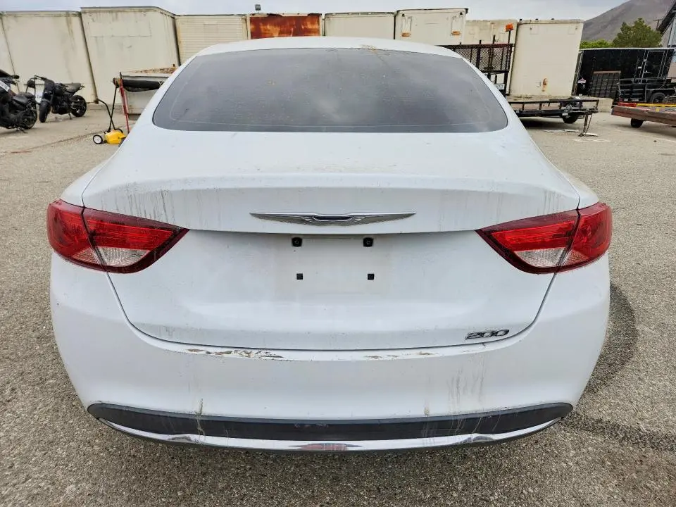 2015 CHRYSLER 200 LIMITED  