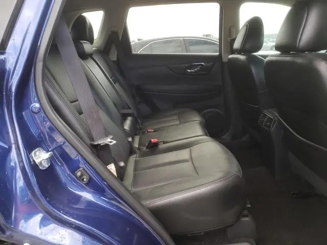 2017 NISSAN ROGUE SV  