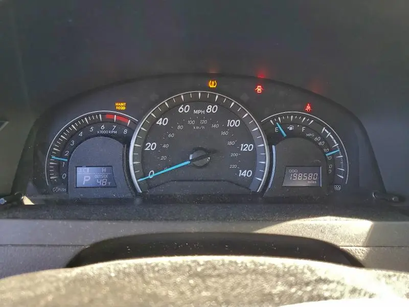 2012 TOYOTA CAMRY BASE  