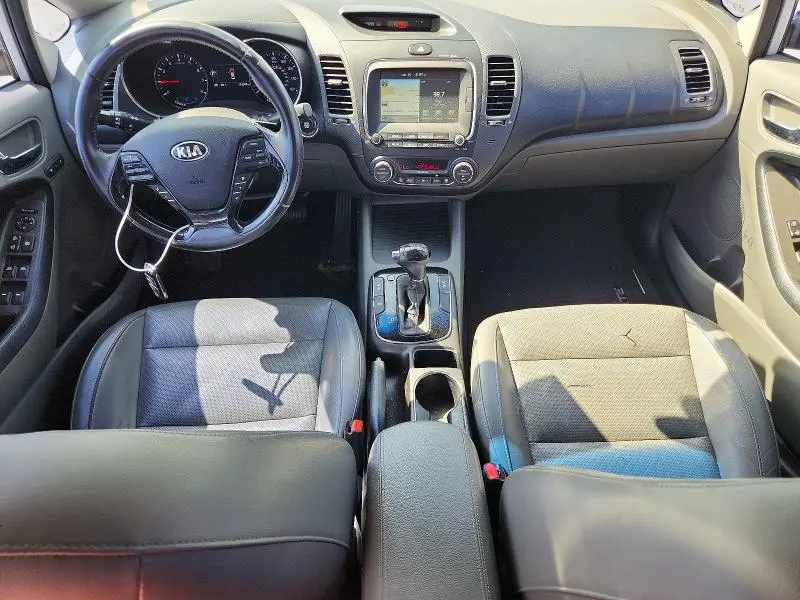 2017 KIA FORTE EX  