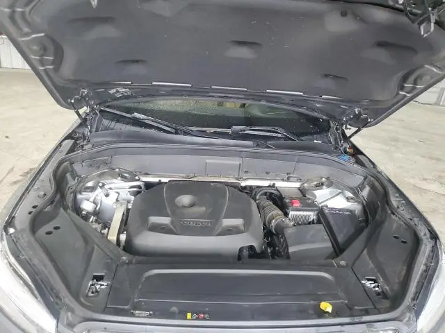 2019 VOLVO XC90 T6 MOMENTUM  
